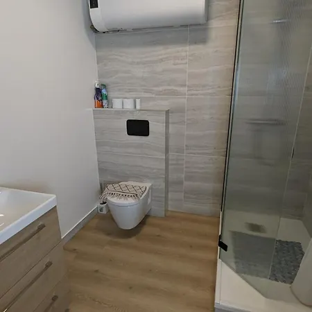 Mazel - Hypercentre - Parking Et Gare Proche - Wifi - Spacieux Et Moderne - Confort - Gere Par Prestazen'services 아파트 베르됭쉬르뫼즈